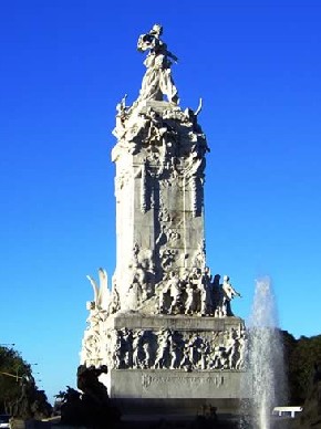 Monumento de la Carta Magna y las 4 Regiones Argentinas - Buenos Aires